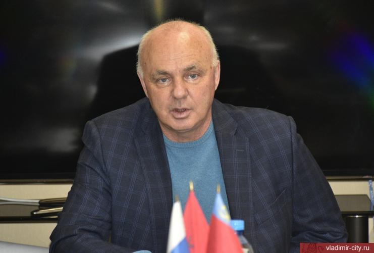 В сентябре 2020 года, после избрания на должность главы города Владимира, Андрей Шохин анонсировал учреждение института своих советников. 