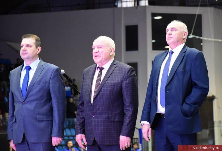 Андрей Шохин поздравил участников чемпионата России по греко-римской борьбе