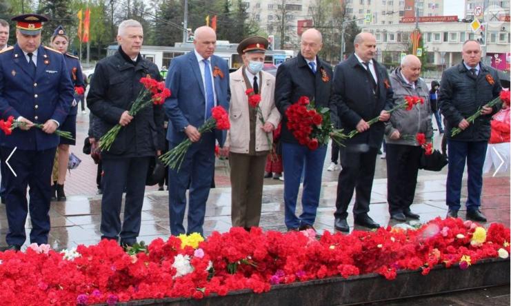 Во Владимире прошли памятные церемонии в честь Дня Победы